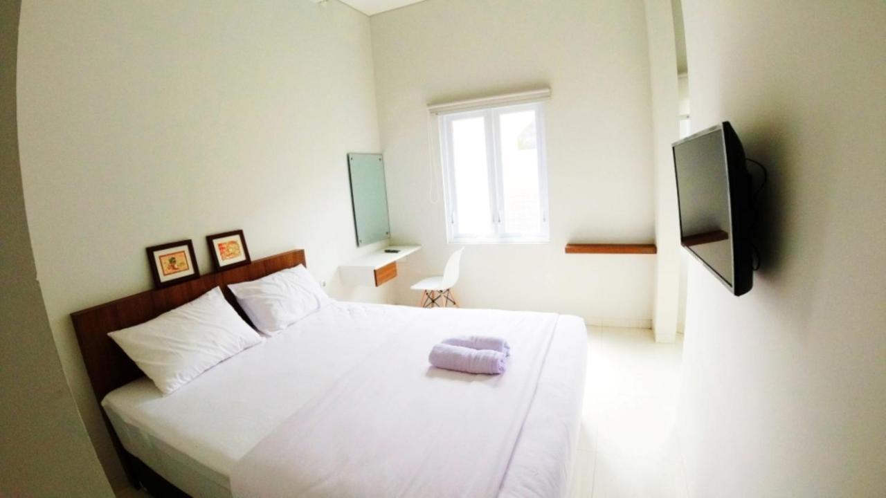 Omah Bondi Family Homestay By Fh Stay 요그야카르타 외부 사진